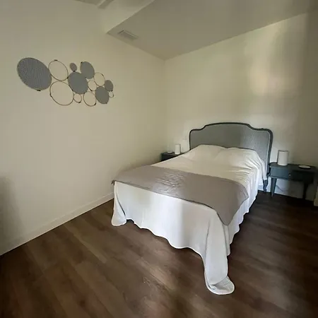 Holiday home La Grangerie Grange En Pierre Avec *