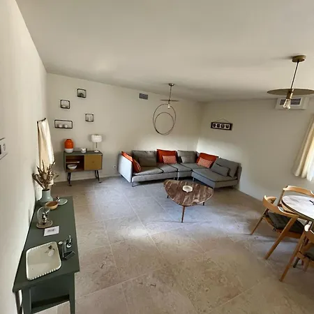 Holiday home La Grangerie Grange En Pierre Avec *