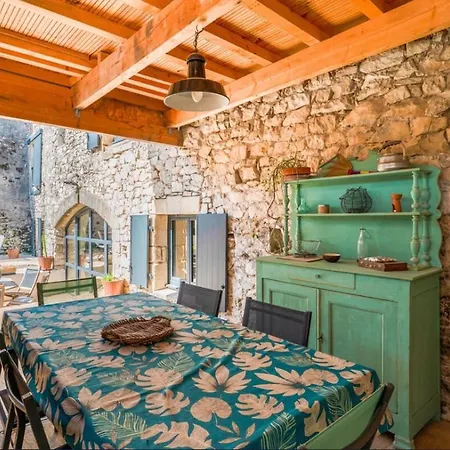 Nyaraló La Grangerie Grange En Pierre Avec Moulézan